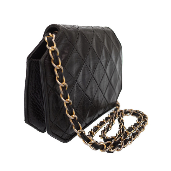 Chanel Matelasse Mini Chain Shoulder Bag Black - Picture 2 of 9